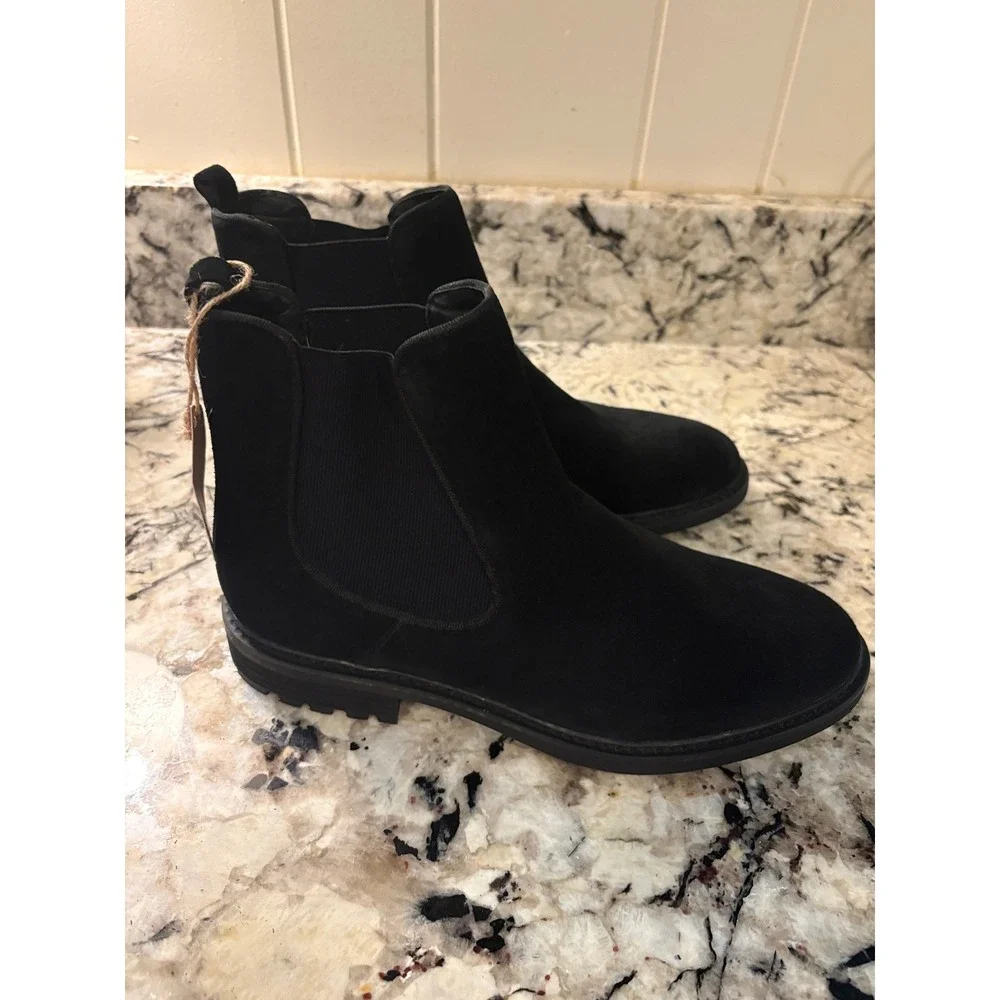 Sofft Leah Chelsea Boots 11M Black Suede Waterproof Pull-On Lug Sole Fall NWOB